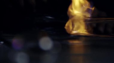 Neon ışıkları. Neon Işık Ampüller imalatı alt. Yakın çekim. 