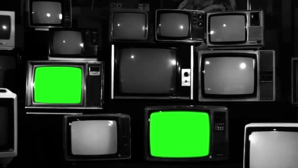 Багато Tvs Зеленими Екранами Чорно Білий Тон Естетика Років Готові — стокове відео