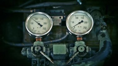  Basınç göstergeleri. Yakın çekim. Mavi çelik sesi.
