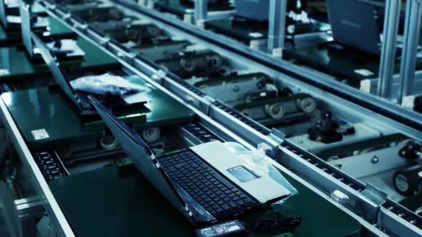 Linea Produzione Laptop Assemblaggio Impianto Informatico — Video Stock