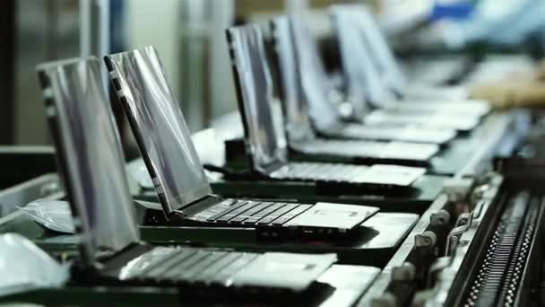 Linea Produzione Laptop Assemblaggio Impianto Informatico — Video Stock