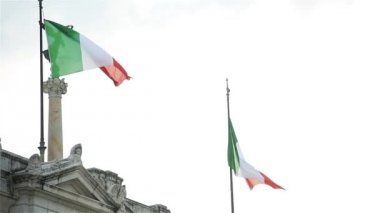 İtalyan bayrakları Altare Della Patria (Aka Il Vittoriano'ya), Roma, İtalya. 