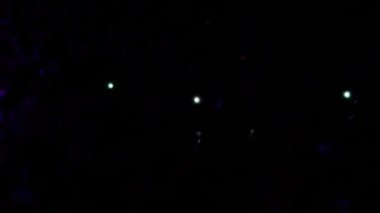 Sahne Işıkları ile Konserde Bulanık Kalabalık.