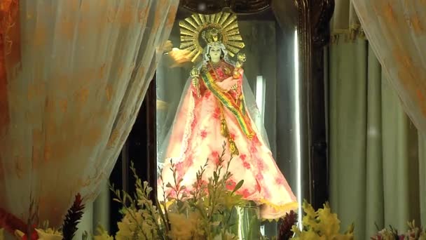 Helig Staty Virgen Urkupia Kyrkan San Ildefonso Quillacollo Bolivia Sydamerika — Stockvideo