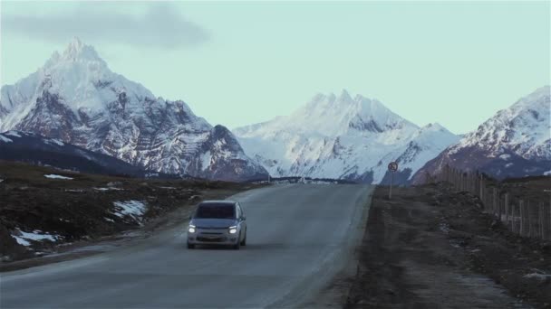 Ushuaia Tierra Del Fuego Argentina 2019 Camino Del Asfalto Cerca — Vídeos de Stock