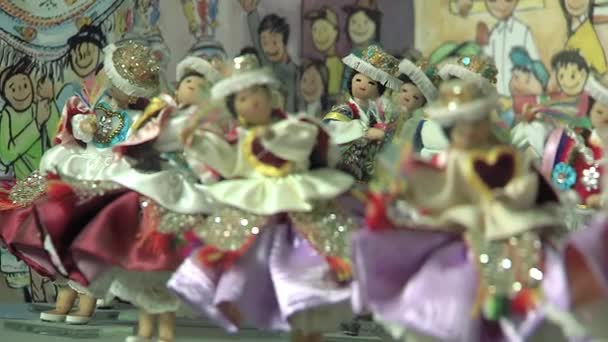 Paz Βολιβία 2019 Καρναβαλίστικες Κούκλες Και Παλιά Παιχνίδια Ένα Μουσείο — Αρχείο Βίντεο
