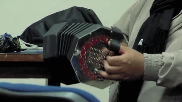 Man Playing Old Concertina Paz Bolivia Close — Stock Video