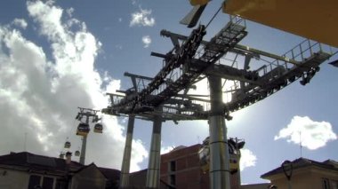El Alto / Bolivya - Mayıs 2019: Mi Teleferico Cable Car Connecting La Paz ve El Alto, Bolivya, Güney Amerika. 