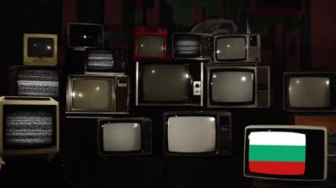 Retro televizyonlar ve Bulgaristan Bayrağı. Yakınlaştır.  