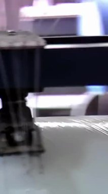 Hassasiyet Makinesi: Futbol Topları için Sentetik İplikli Bobbin