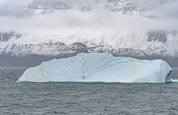 Niebla Hielo Frente Una Costa Remota Groenlandia Largo Península Nugssuaq — Foto de Stock