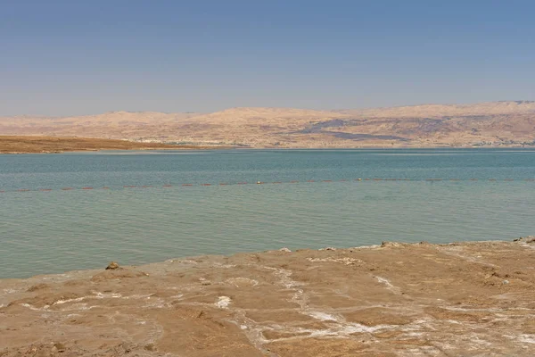 Sůl Bahno Voda Mrtvého Moře Pláži Kalia Izraeli — Stock fotografie