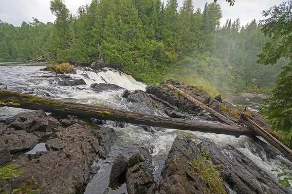 Looking Brink Silver Falls Quetico Provincial Park Ontario — Stock Photo, Image