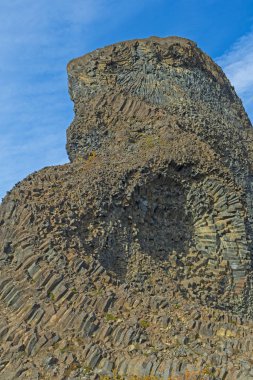 Dramatik Bir Volkanik Pinnacle Columnar Bazalt