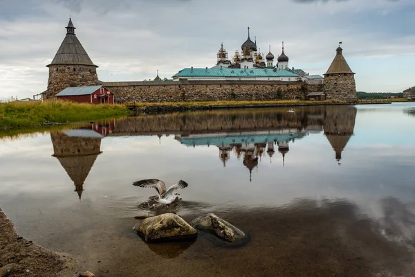 Belo Mosteiro Russo Solovki Dia Verão — Fotografia de Stock