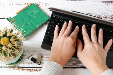 Yazılım mühendisliği kültürü ve yazılım geliştirme ve işletim uygulaması için DevOps kavramı