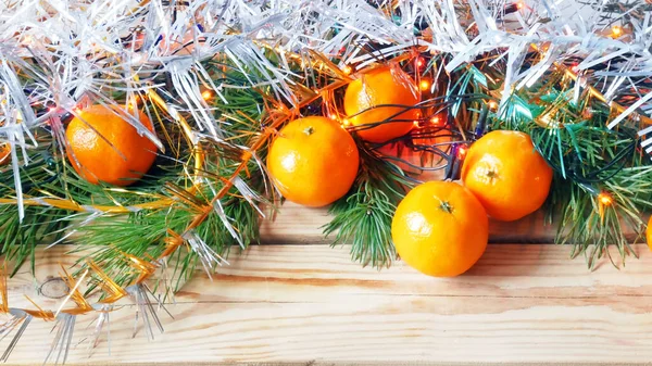 Weihnachtsgrußkarte Mit Neujahrskugeln Frohe Weihnachten Und Frohes Neues Jahr — Stockfoto