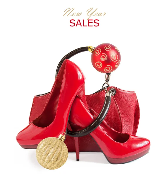 Hermosos Zapatos Rojos Bolas Año Nuevo Abeto Concepto Ventas Navidad — Foto de Stock