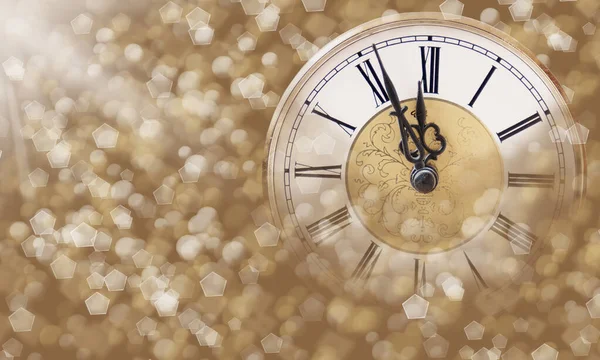 Saat Altın Gümüş Arka Plan Yeni Yıl Arifesinde Bokeh Uzay — Stok fotoğraf