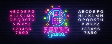 Tekrarlamak spor vektör Logo. Retro geek oyun gamepad el neon tabela, modern trend tasarım, canlı vektör çizim, promosyon karakter Oyunlar. Vektör çizim. Metin neon işareti düzenleme