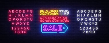 Okula geri satışı neon işareti vektör. Tasarım şablonu okuluna geri dön neon tabela, ışık afiş, neon tabela, parlak reklam, yazıt ışık. Vektör çizim. Metin neon işareti düzenleme