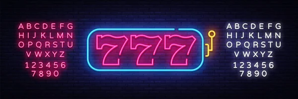 Неоновый вектор игрового автомата. 777 Дизайн игровых автоматов искушает неоновую вывеску, световой баннер, неоновую вывеску, ночную яркую рекламу, световую надпись. Векторная иллюстрация. Редактирование неонового знака — стоковый вектор