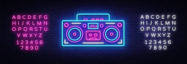 Tonbandgerät Leuchttafel Vektor. Retro-Musik Neon glühende Symbol, Retro-Stil 80-90er Jahre Licht Banner, Neon-Symbol, Design-Element. Vektorillustration. Bearbeiten von Text Leuchtreklame — Stockvektor