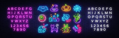 Cadılar Bayramı neon simgeleri ayarlayın. Mutlu Cadılar Bayramı koleksiyonu neon işaretleri. Parlak işaret panoları, ışık afişi. Modern trend tasarımı, gece ışığı tabelası, amblemler, tasarım şablonu. Vektör İllüstrasyonu