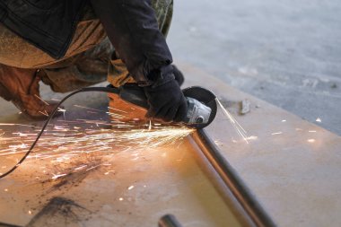 Metal kesme makinası Oluşturucusu keser