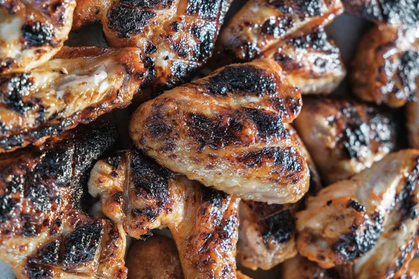 Barbekü tavuk gevrek gevrek kabuk ile