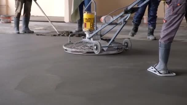 Шлифовка бетонного пола — стоковое видео