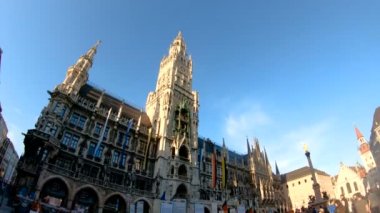 Münih, Almanya - 08 Mayıs 2018: Atmosfer bahar güneşli Münih Bayern, Germany 's.
