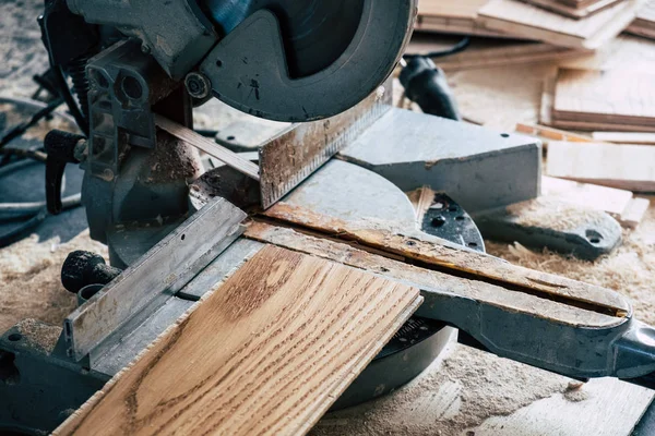 Schneidwerkzeug Für Holzdielen — Stockfoto