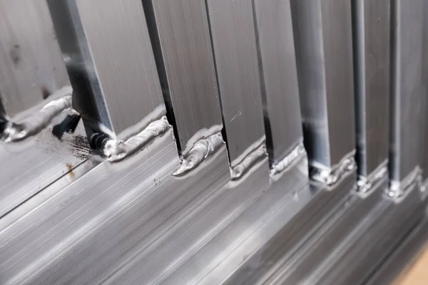 Profil Persegi Aluminium Yang Dilas Dalam Bingkai — Stok Foto