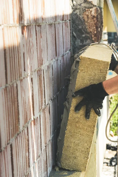 Worker Installing Rock Wool Panels Facade Wall — 스톡 사진