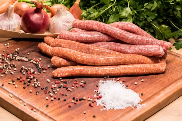 Raw Sausages Chilli Herbs Wooden Board Spices — Stock Photo, Image