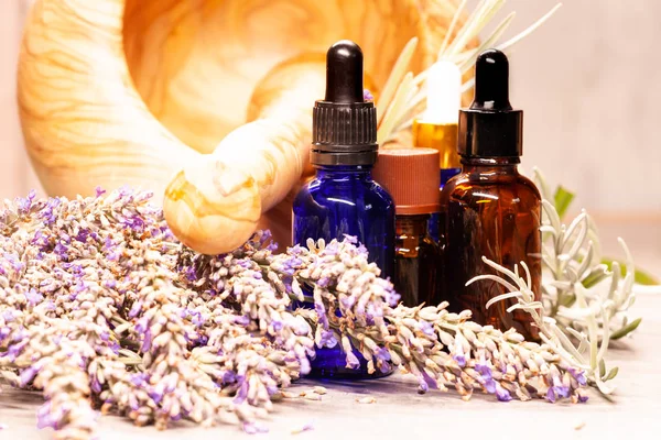 Lavender Wooden Mortar Pestle Bottles Essential Oils Aromatherapy — Stock Photo, Image
