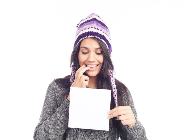 Ritratto di giovane donna con maglione e cappello peruviano h — Foto Stock