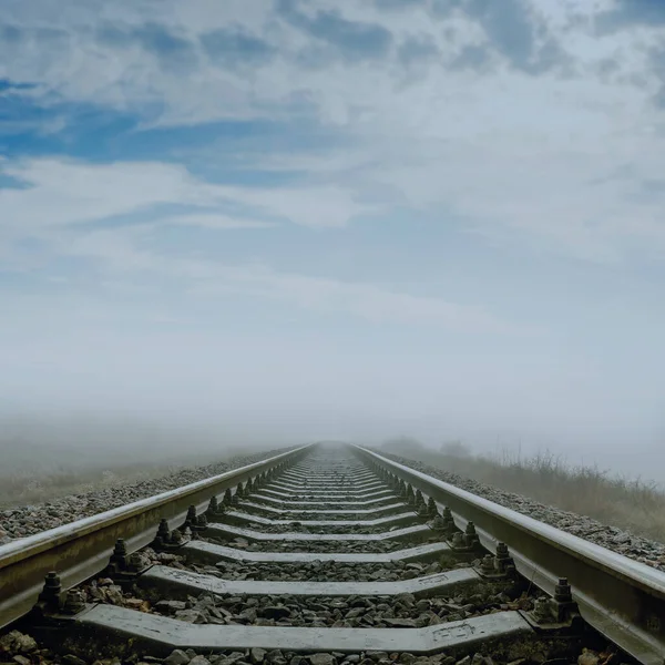 Eisenbahn Nebel Bis Zum Horizont Weicher Fokus — Stockfoto