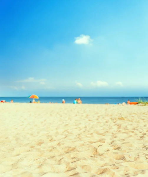 Areia Closeup Mar Azul Com Céu Horizonte Foco Suave Parte — Fotografia de Stock