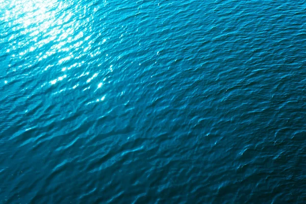 Luftaufnahme Blauem Wasser Mit Sonnenreflexen — Stockfoto