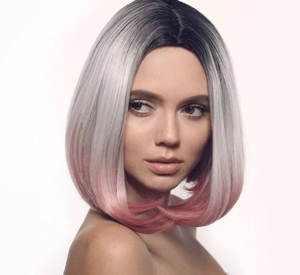 Peinado Corto Ombre Bob Hermosa Mujer Para Colorear Cabello Cortes — Foto de Stock