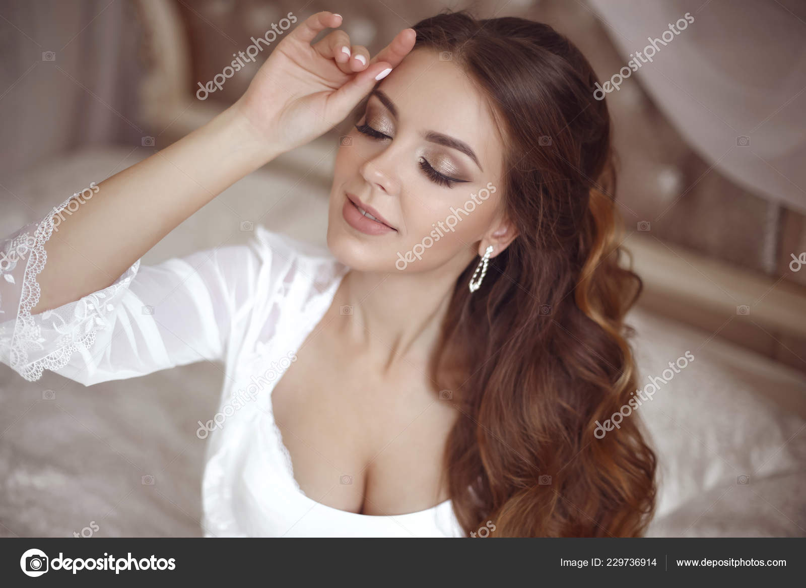 Beautiful Sensual Bride Wedding Portrait Beauty Makeup