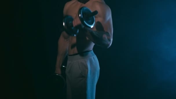 健身男子黑色 — 图库视频影像