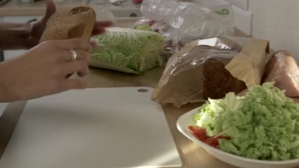 切鲜卷心菜 — 图库视频影像