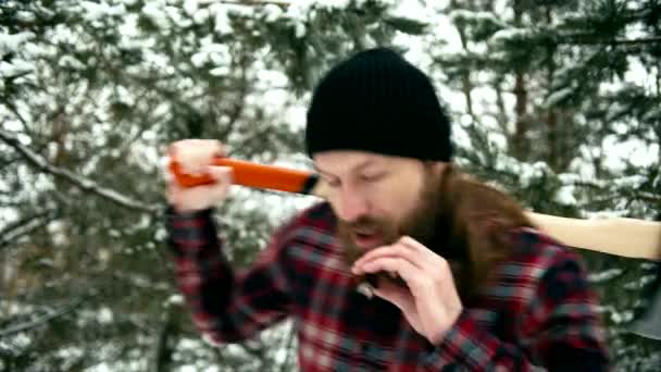 Smoking bearded man — Stock Video