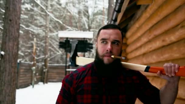 Walking lumberjack with axe — Stock Video