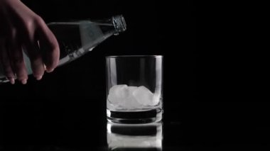 Buzlu cam tozu dökme