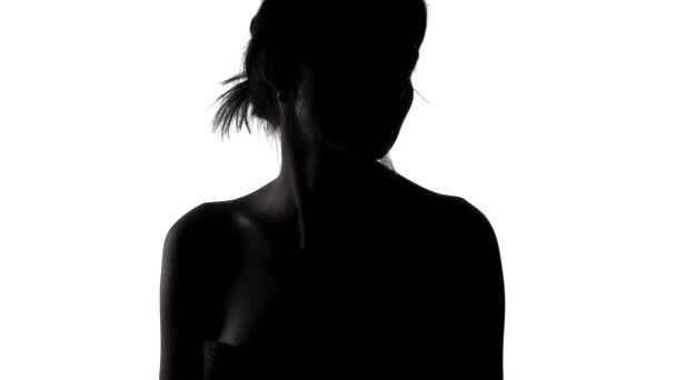 Silhouette of woman — Stock Video
