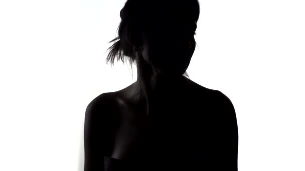 Silhouette of woman — Stock Video